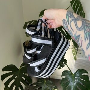 YRU black and white stripe platform sandals